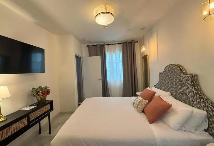 Superior Neljän Hengen Huone, Arco De La Seda Hotel Boutique