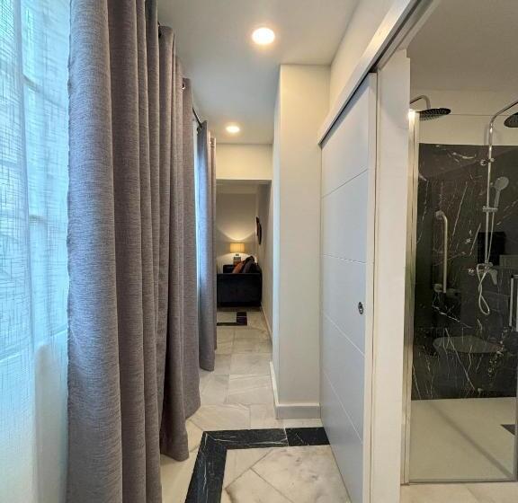 اتاق سوپریور چهار تخته, Arco De La Seda Hotel Boutique