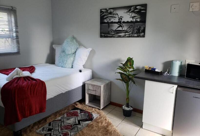 Номер Стандарт Вид на Бассейн, Bnb Panorama