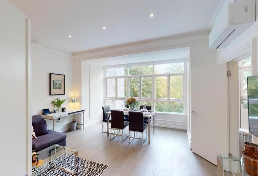 Апартаменты 2 Спальни, The Harrington Knightsbridge 18 Rutland Gate