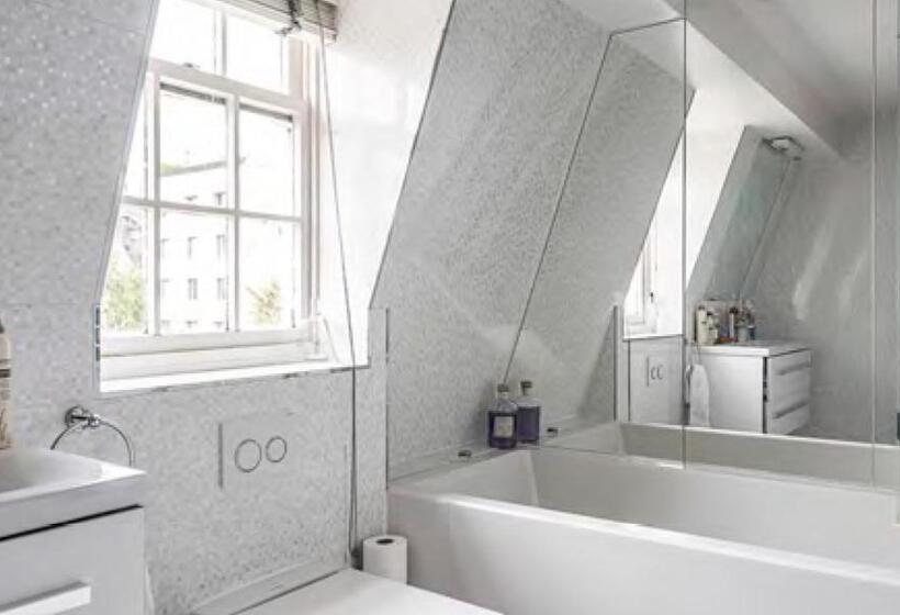 Апартаменты 2 Спальни, The Harrington   Knightsbridge   18 Rutland Gate