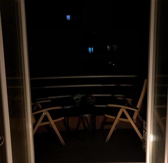 تختخواب در اتاق مشترک, Hostel Nënë Terezës