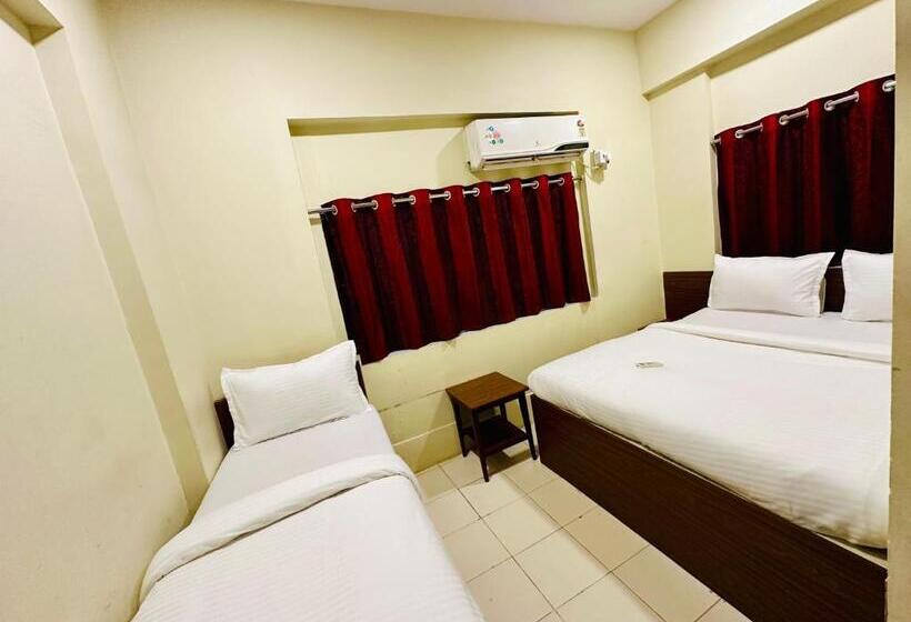 Háromágyas Deluxe Szoba, Amber Guest House