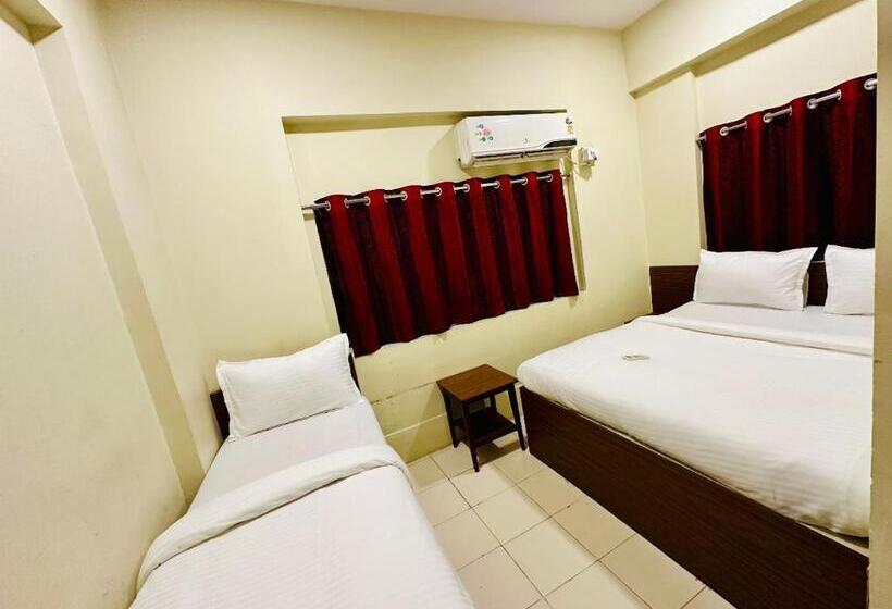 Háromágyas Deluxe Szoba, Amber Guest House