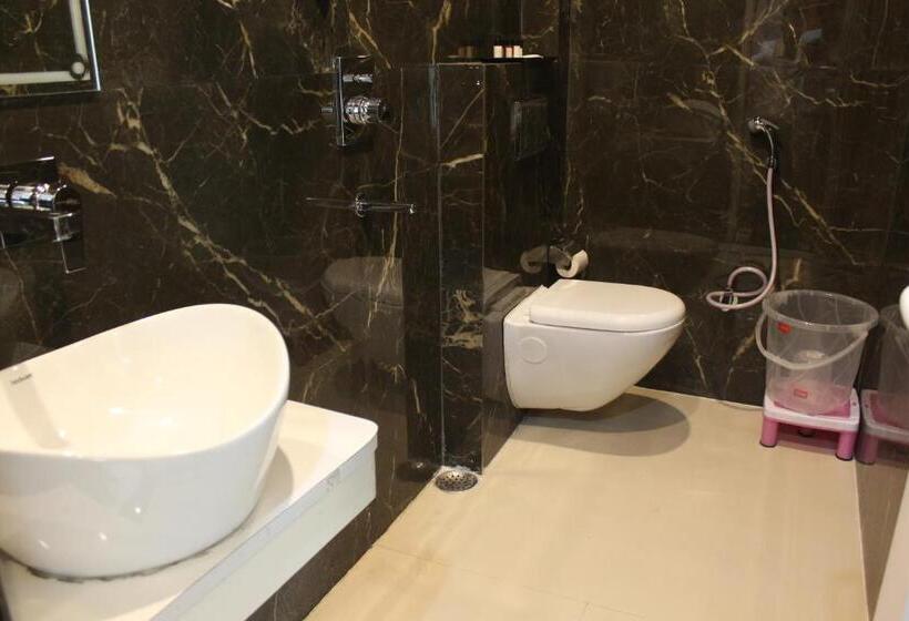 غرفة سوبيريور, Banaras Palace