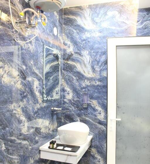 غرفة سوبيريور سرير كينج, Banaras Palace