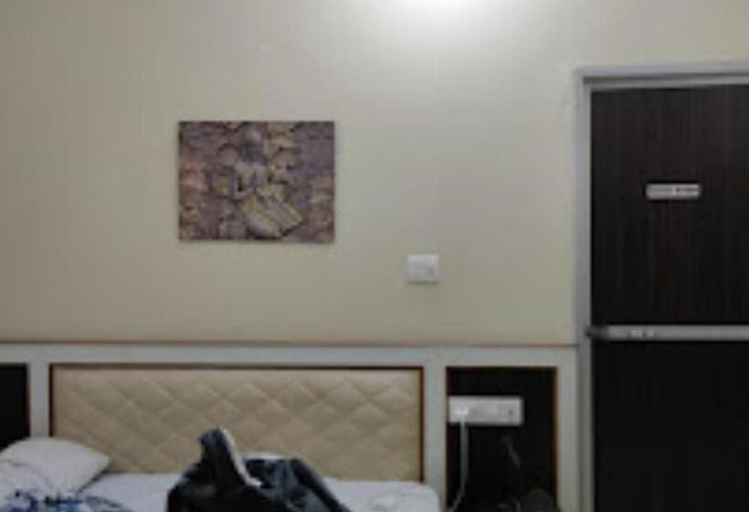 디럭스 룸, Creation Inn Bihar