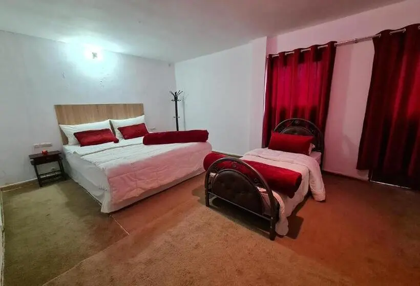 Sviitti, Hôtel Et Restaurant Arij