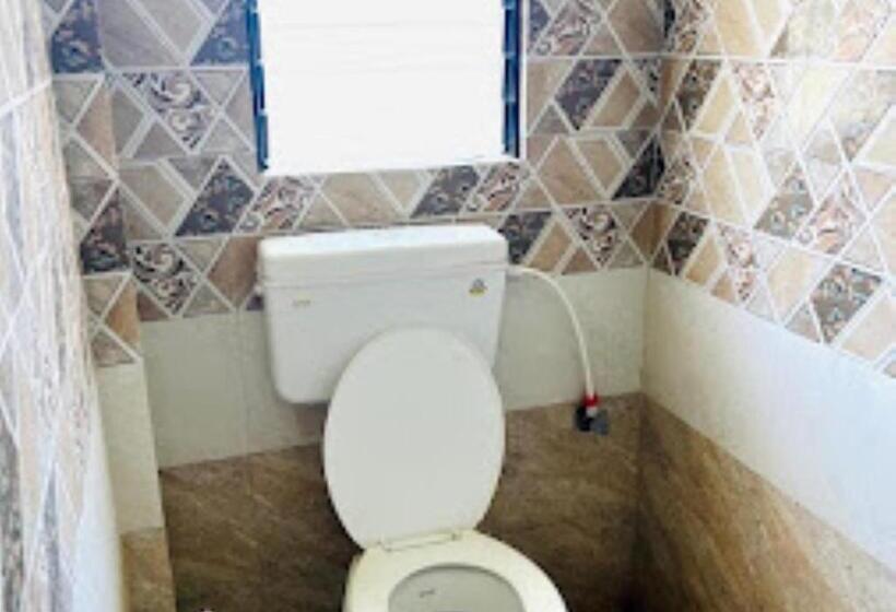 デラックスルーム, Lankesh Aurangabad