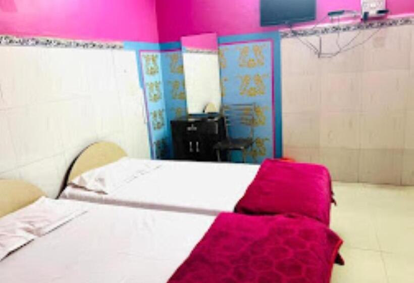 デラックスルーム, Lankesh Aurangabad