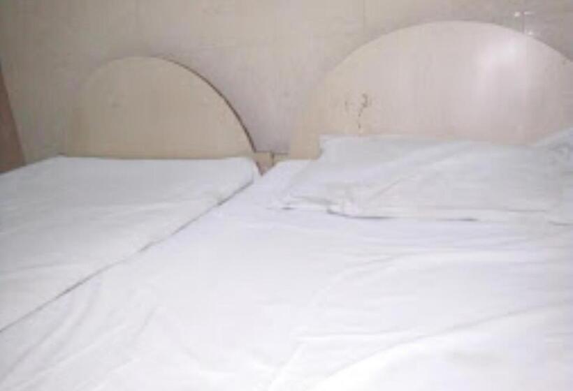 スタンダードルーム, Lankesh Aurangabad