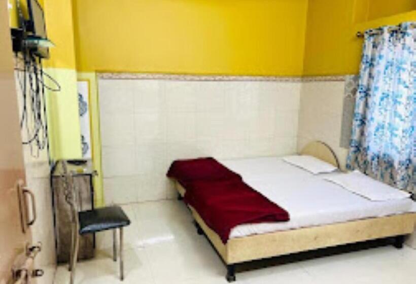 デラックスルーム, Lankesh Aurangabad