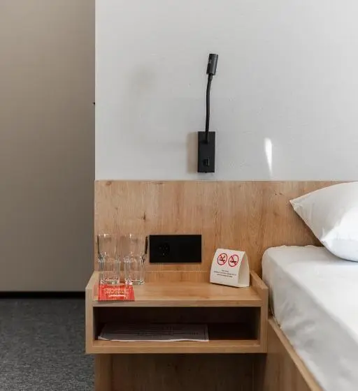 Superior-huone, Miramar Smart Room