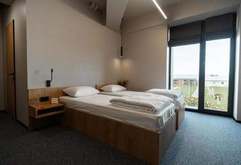 Superior-huone, Miramar Smart Room