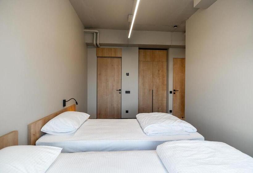 سوئیت با تخت بزرگ, Miramar Smart Room