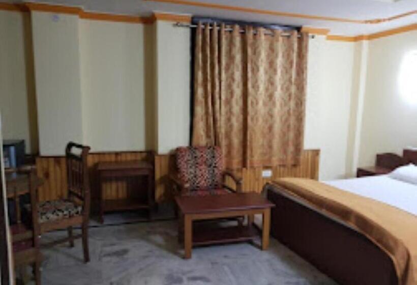 스탠다드 룸 킹사이즈 침대, Moomsie Itanagar Arunachal Pradesh