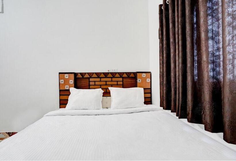 トリプルクラシックルーム, Oyo Hotel Love Bite