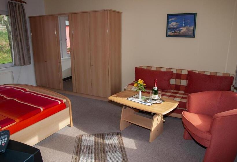Номер Стандарт, Doppelzimmer Mit Gemeinschaftsbad Fuer 2 Personen Auf Ruegen H4zi3