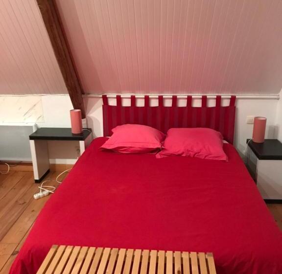 家庭间, La Longre