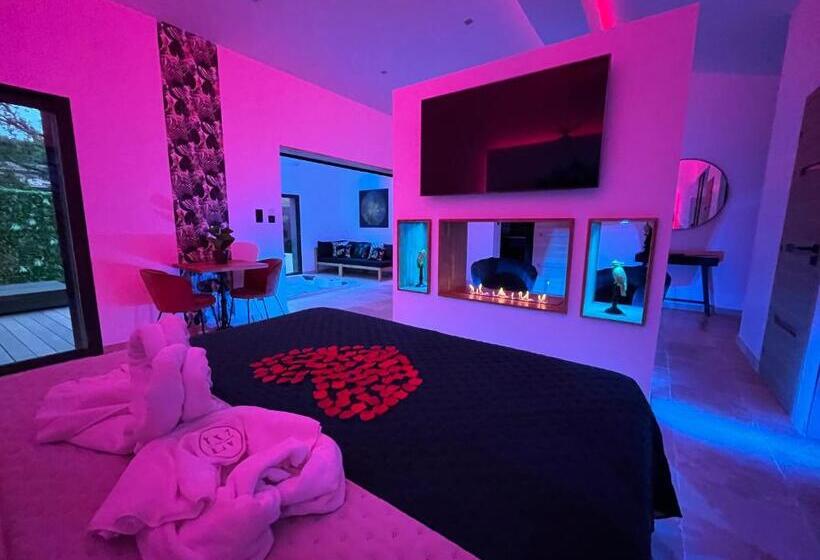 디럭스 룸, Le Vertu’ose