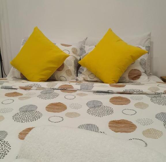 اتاق استاندارد با سرویس بهداشتی مشترک, Zabava Sacavém