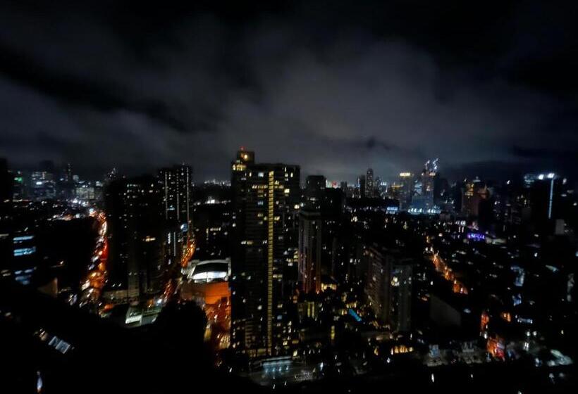 آپارتمان 1 خوابه با بالکن, Prime Posh Downtown Condo