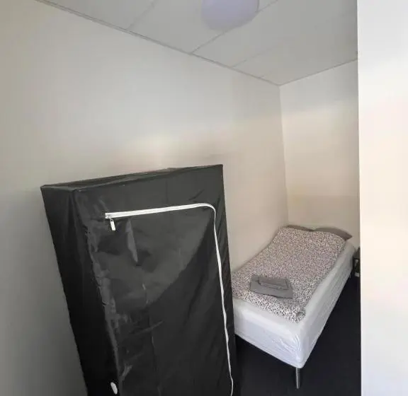 バスルーム共有のトリプルスタンダード, Rentalux Apartment Rooms
