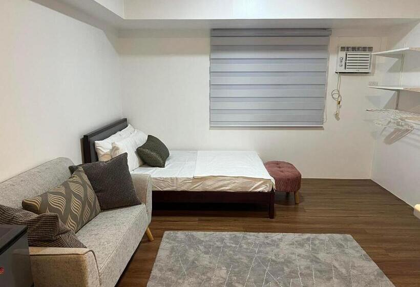 استودیوی استاندارد, Serin S Escape Tagaytay   Serin East Tower 2