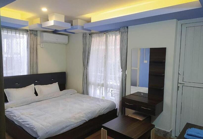 اتاق لوکس, Spark International Health Resort Pvt. Ltd
