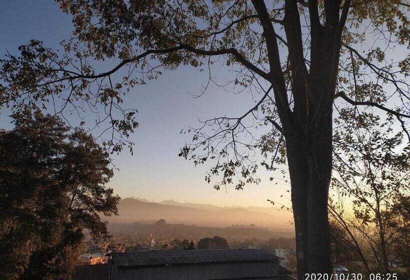 اتاق لوکس, Spark International Health Resort Pvt. Ltd