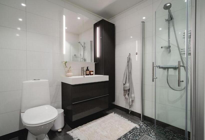 شقة غرفتين, Arctic Homes   Unique Town House