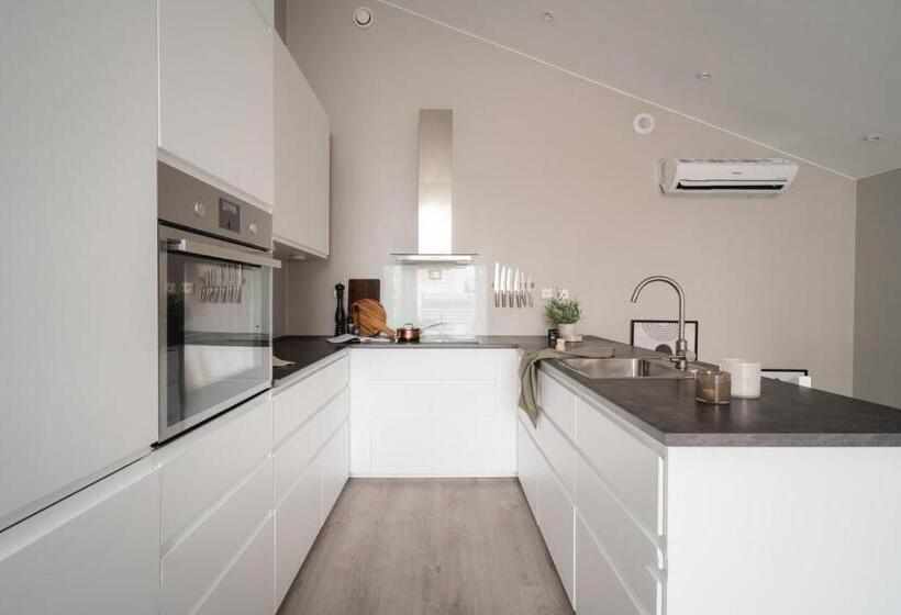 Апартаменты 2 Спальни, Arctic Homes   Unique Town House