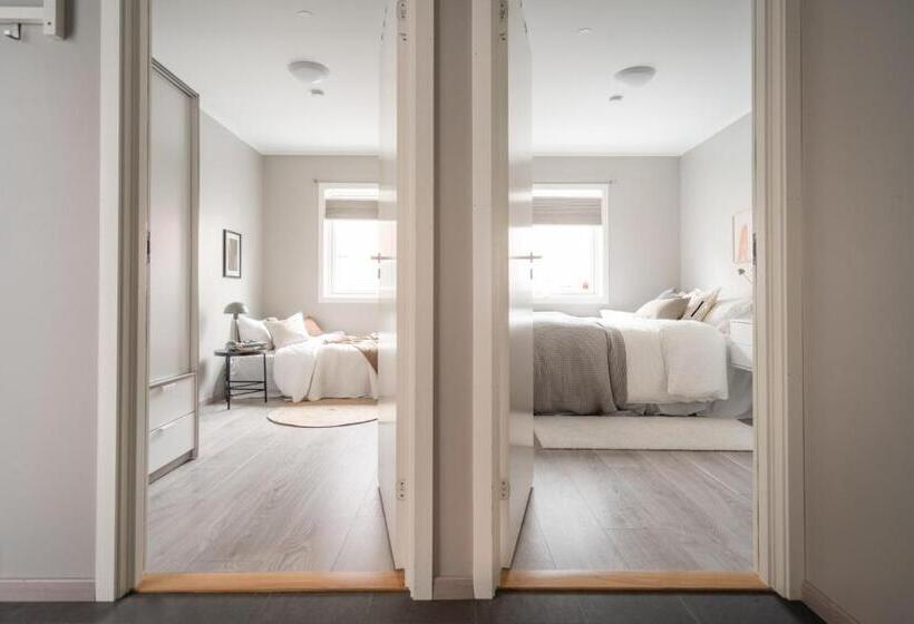 Апартаменты 2 Спальни, Arctic Homes   Unique Town House