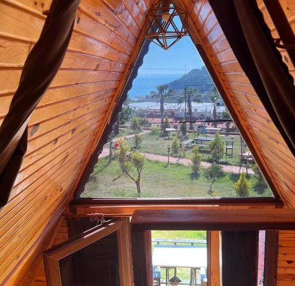 اتاق استاندارد سه نفره, Karaöz Lighthouse Bungalow