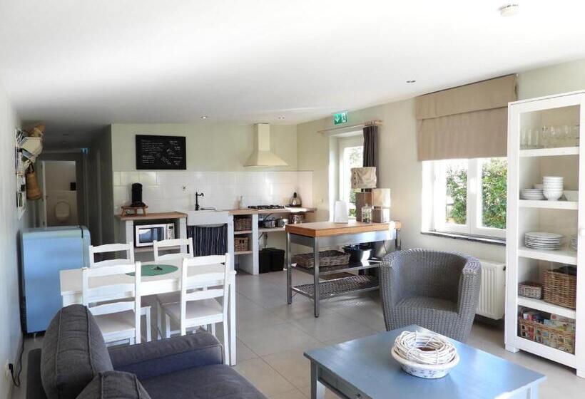 בונגלו משפחתי, ô Lit De L Ourthe