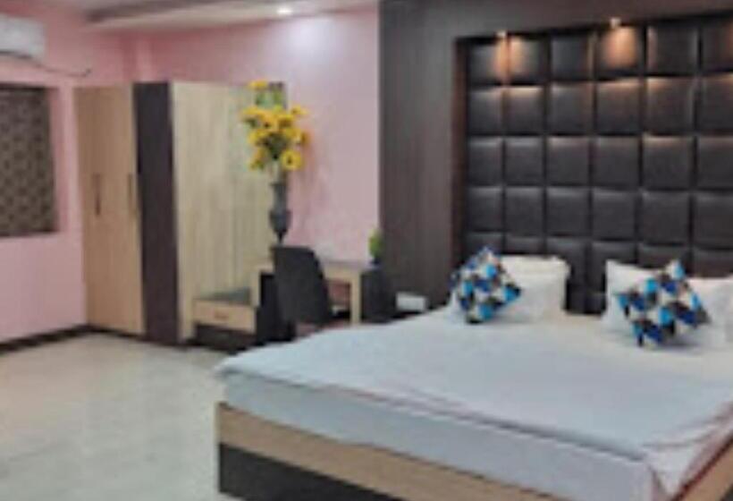 스위트, Holiday Saharsa