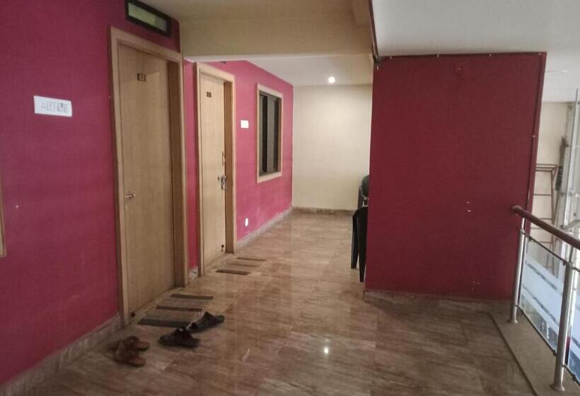 패밀리 룸, Kc Iinn