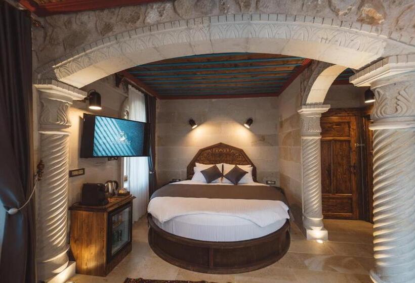 豪华套房, Leda Stone House