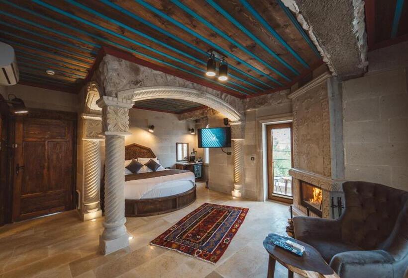 高级套房, Leda Stone House