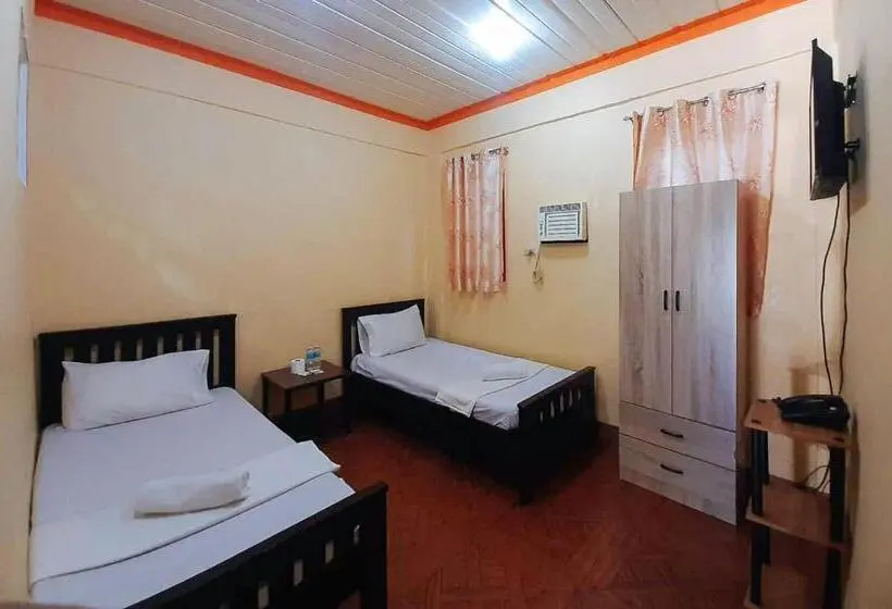 スタンダードルーム, Reddoorz @ Johsons Pension House Butuan City