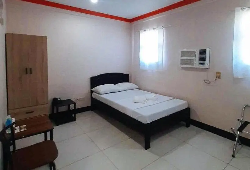 スタンダードルーム, Reddoorz @ Johsons Pension House Butuan City