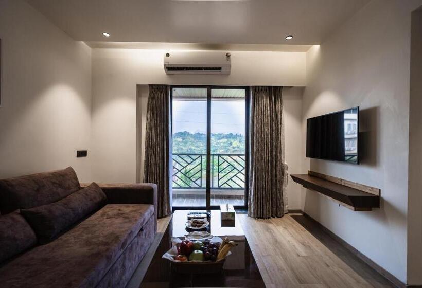 Президентский Люкс, Regenta Place Igatpuri