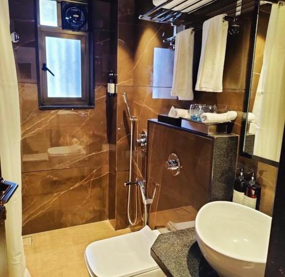 جناح إدارى, Regenta Place Igatpuri