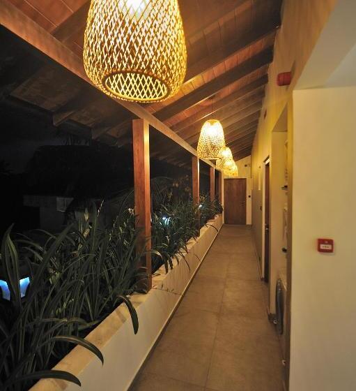 オーシャンビューデラックスルームバルコニー付き, Tantalize Beach