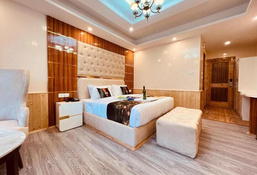 غرفة سوبيريور سرير كينج, West Western