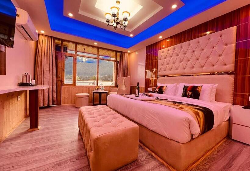 Номер Superior Кровать Кинг, West Western