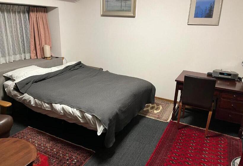 バス共有のスタンダードルーム, ゲストハウス かぶろの庭