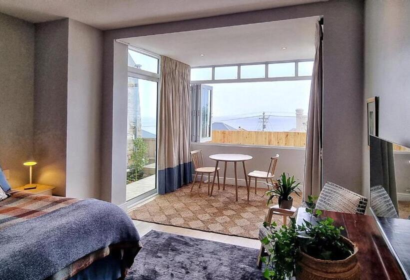 جناح ديلوكس, The Dragon Tree Guesthouse