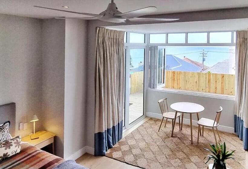 جناح ديلوكس, The Dragon Tree Guesthouse