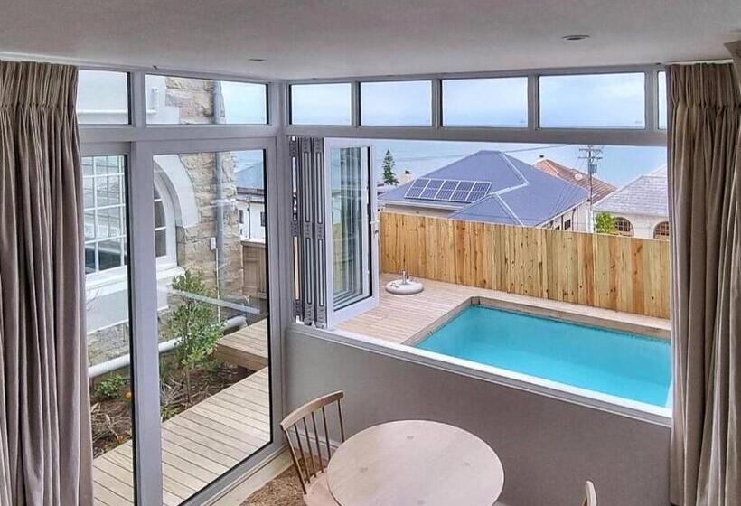 جناح ديلوكس, The Dragon Tree Guesthouse